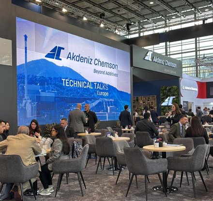 K-25 DÜSSELDORF FUARI